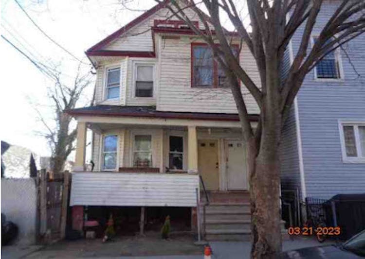 57 Gordon St, Staten Island, NY, 10304, USA